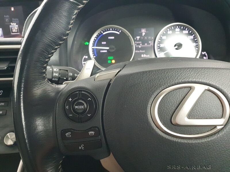 More views of Lexus IS300h
