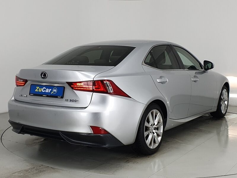 More views of Lexus IS300h