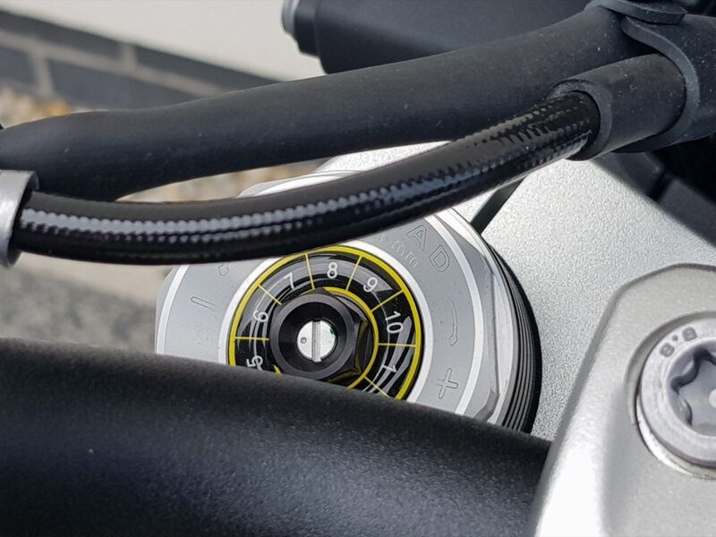 More views of BMW R12