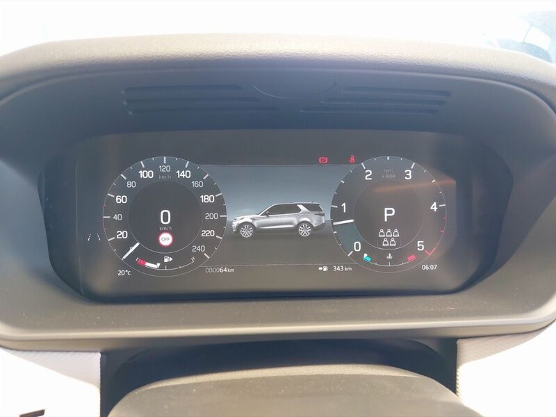 More views of Land Rover Discovery