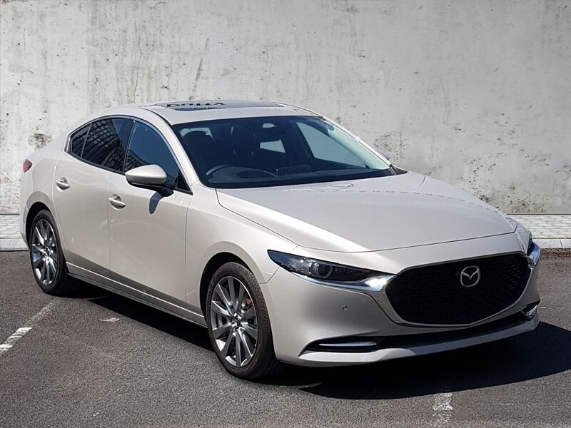 More views of Mazda 3