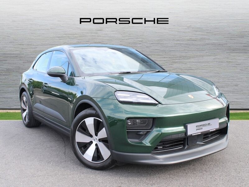 More views of Porsche Macan