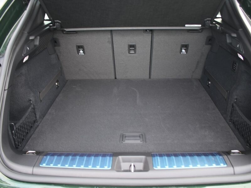 More views of Porsche Macan