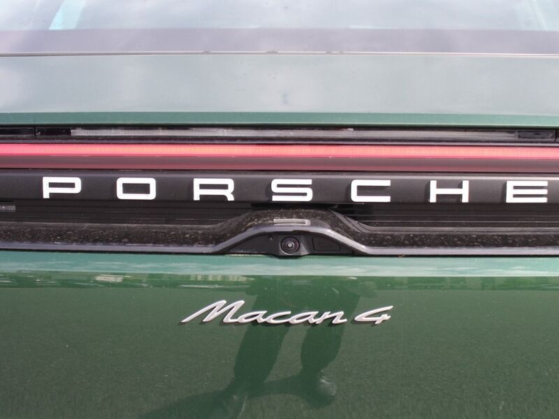 More views of Porsche Macan