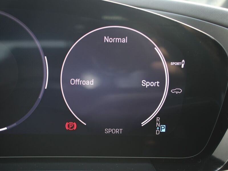 More views of Porsche Macan