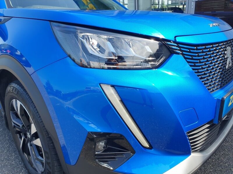 More views of Peugeot 2008