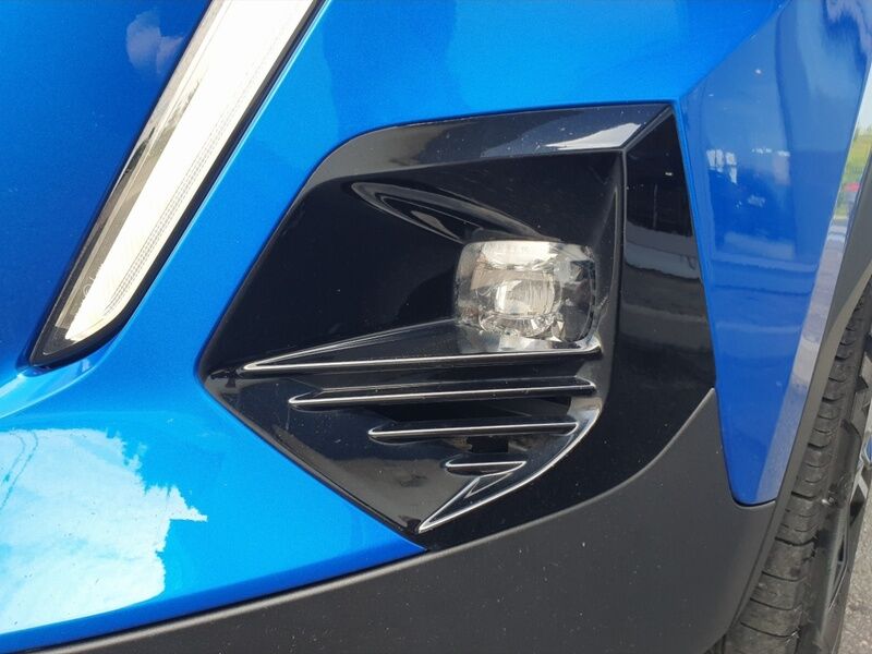 More views of Peugeot 2008