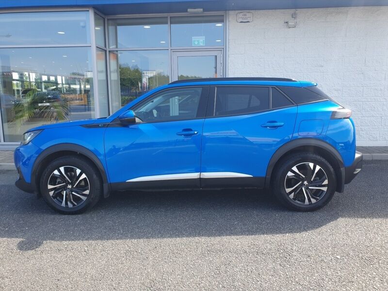 More views of Peugeot 2008