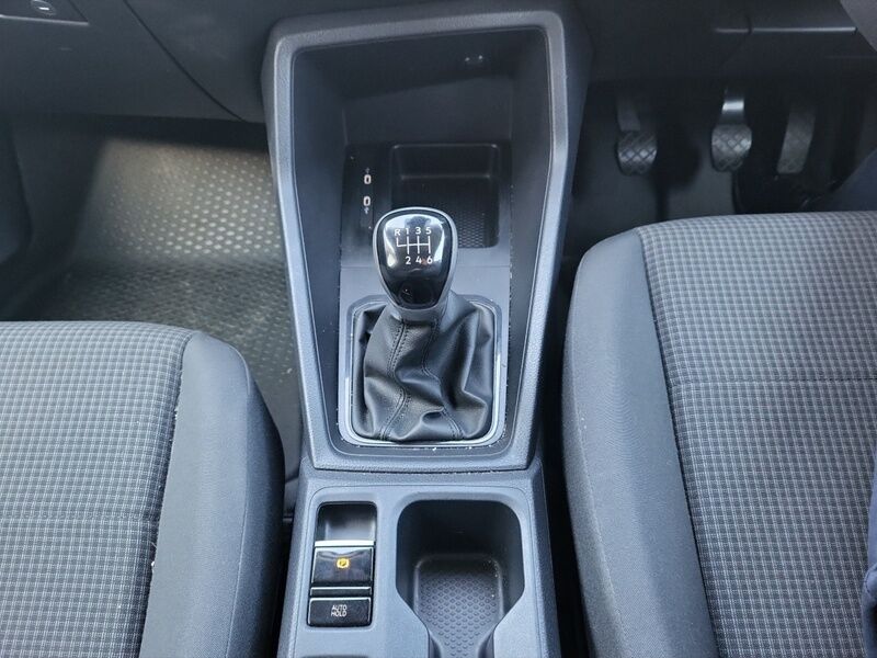 More views of Volkswagen Caddy