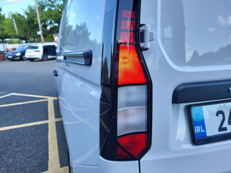 More views of Volkswagen Caddy