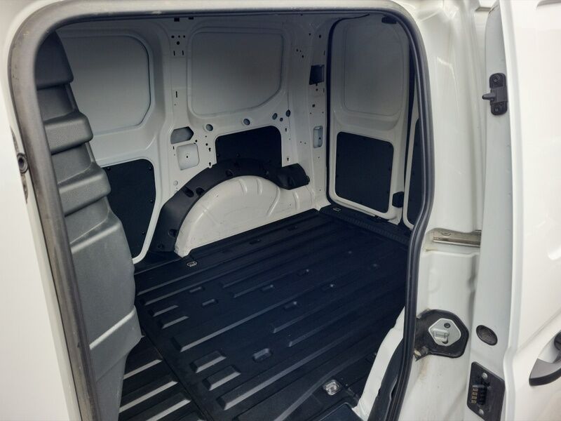 More views of Volkswagen Caddy