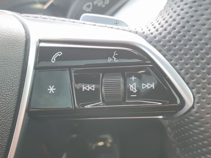 More views of Audi e-tron GT quattro