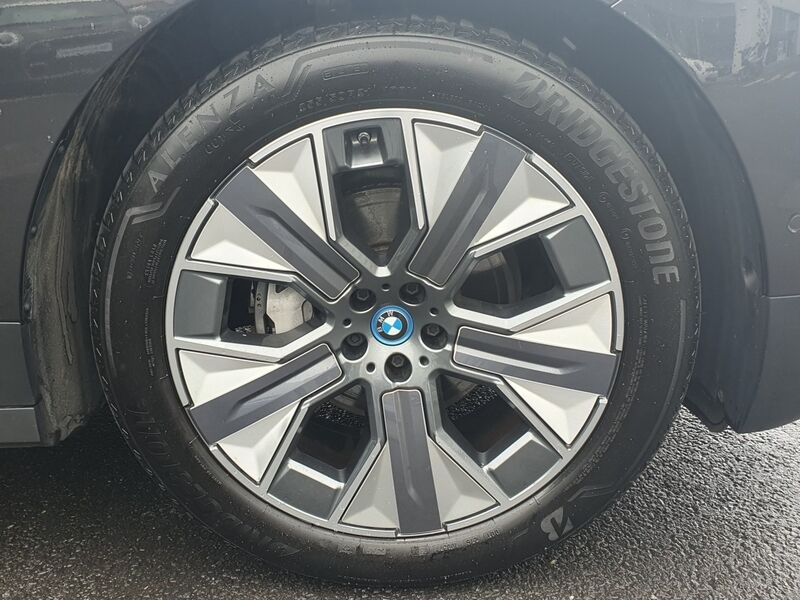 More views of BMW iX