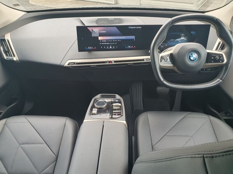 More views of BMW iX