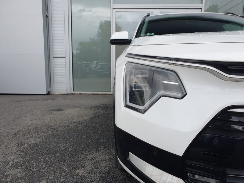 More views of Kia Niro