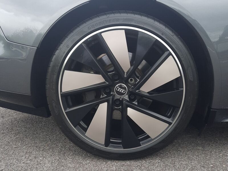 More views of Audi e-tron GT quattro