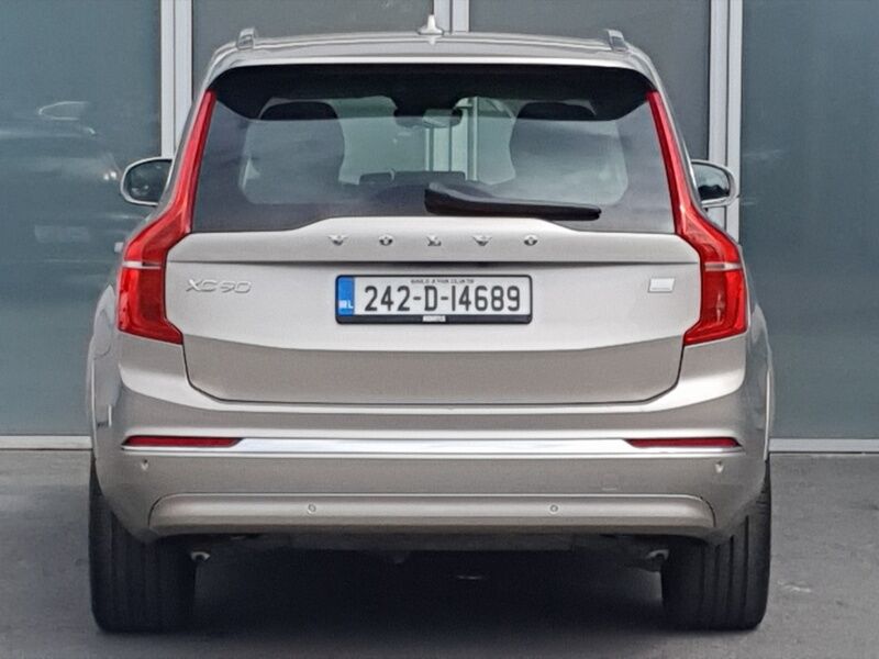 More views of Volvo XC90
