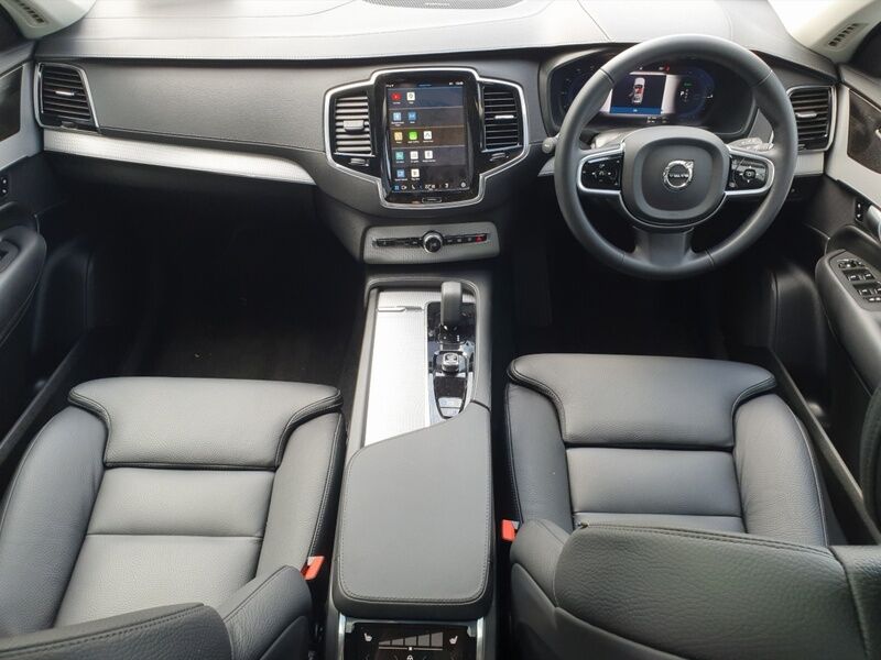 More views of Volvo XC90