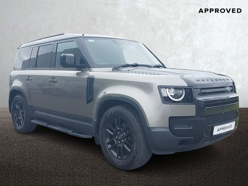 More views of Land Rover Defender