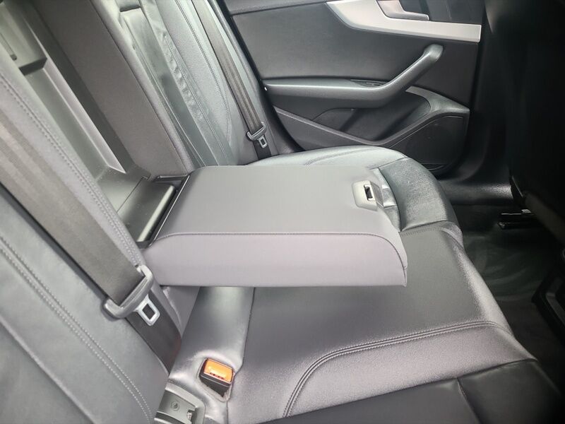 More views of Audi A5