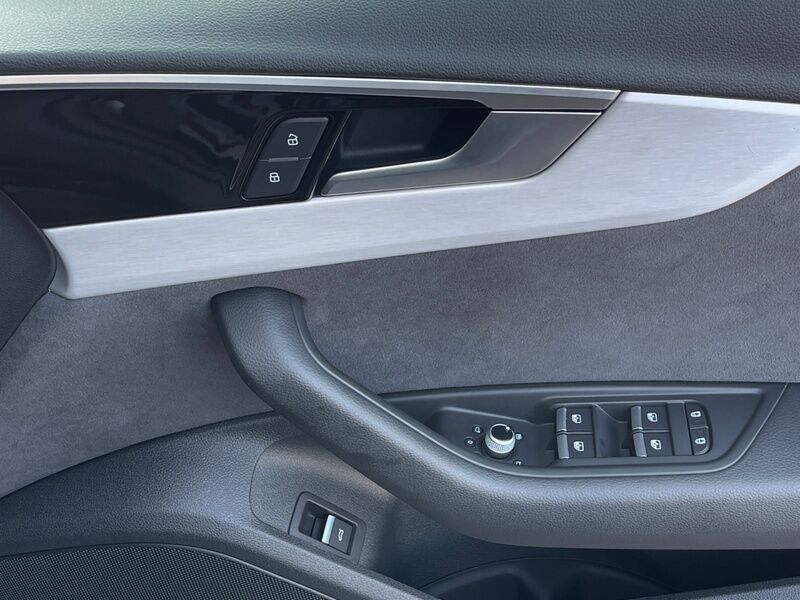 More views of Audi A4