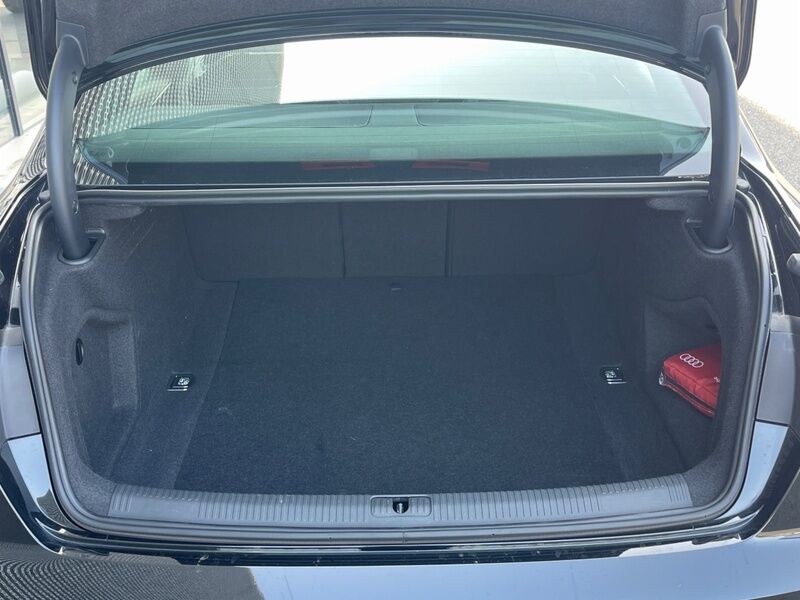 More views of Audi A4