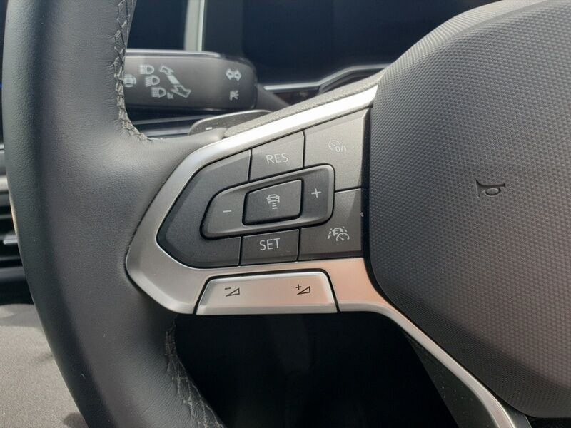 More views of Volkswagen Taigo