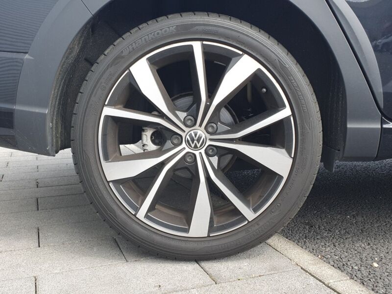 More views of Volkswagen Taigo