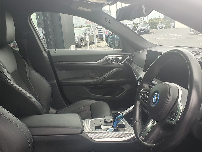 More views of BMW i4