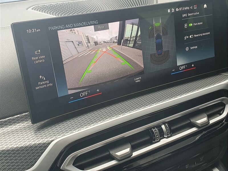 More views of BMW i4