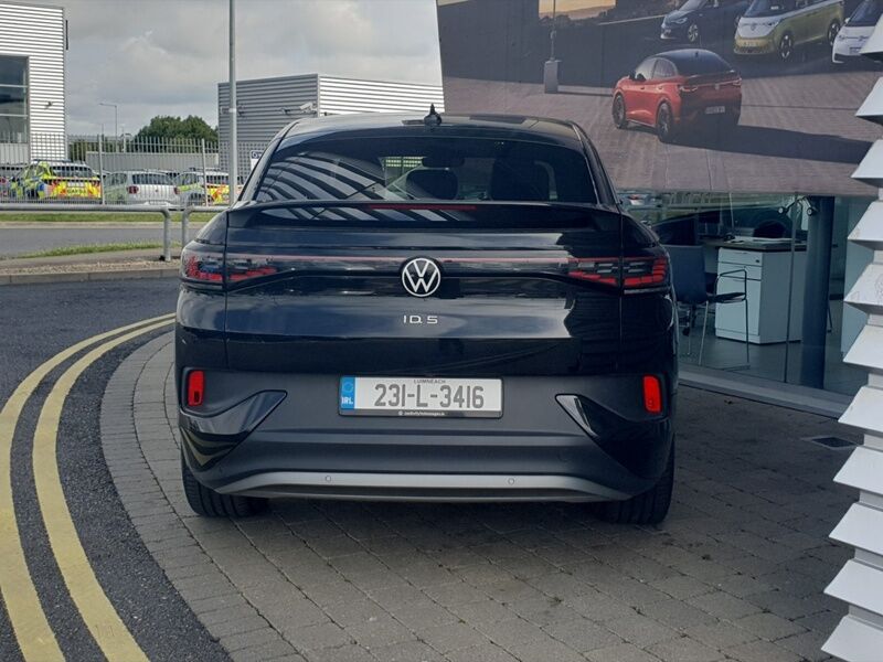 More views of Volkswagen ID.5