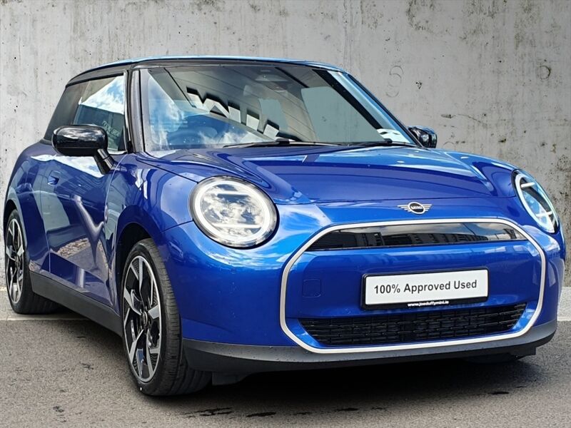 More views of MINI HATCH