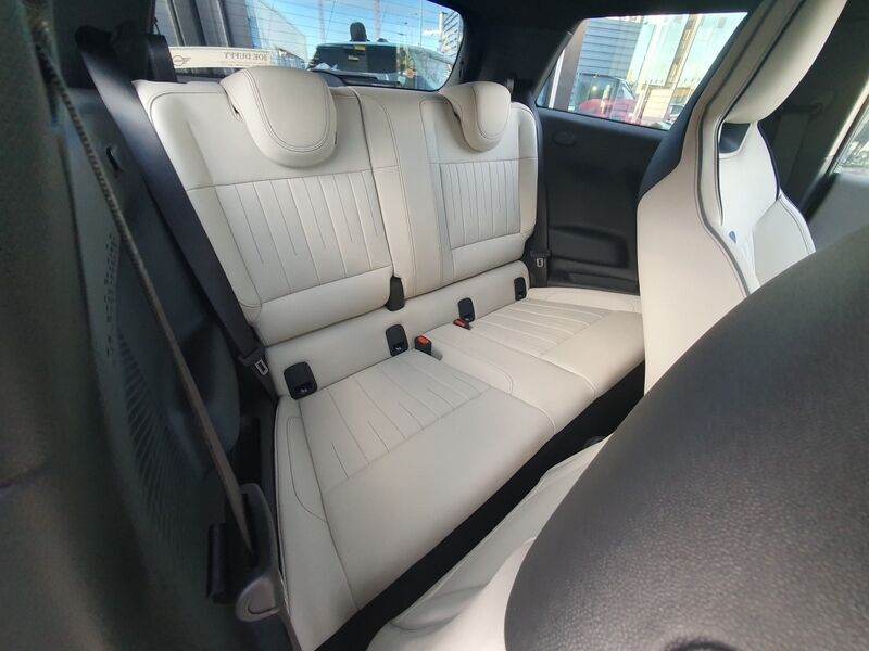 More views of MINI HATCH