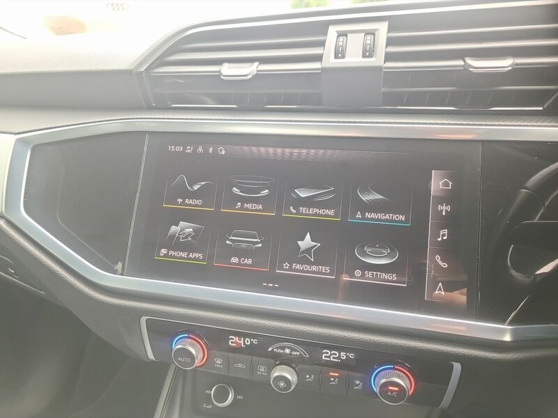 More views of Audi Q3
