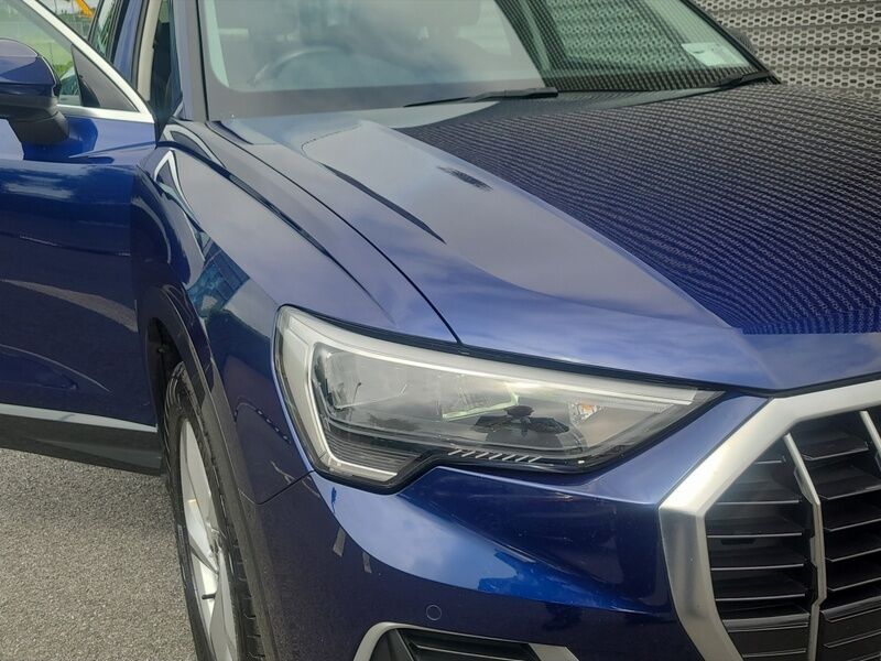 More views of Audi Q3