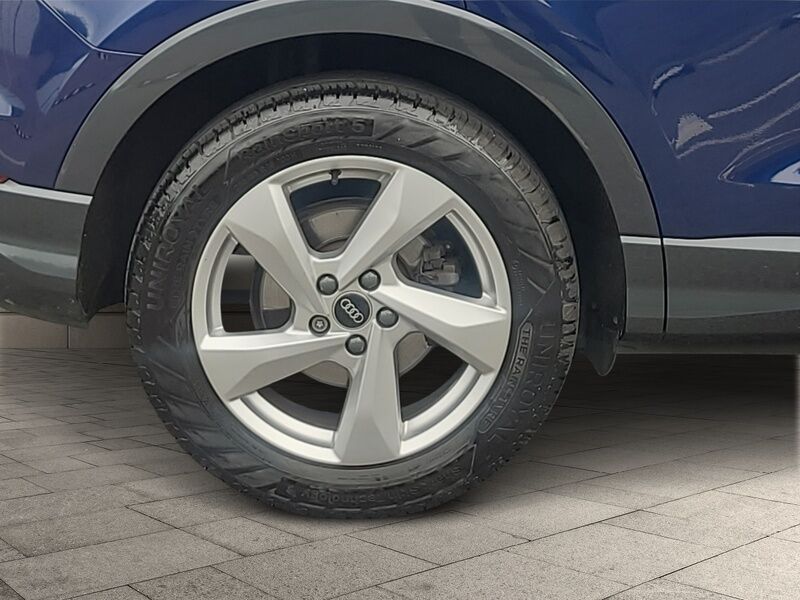 More views of Audi Q3