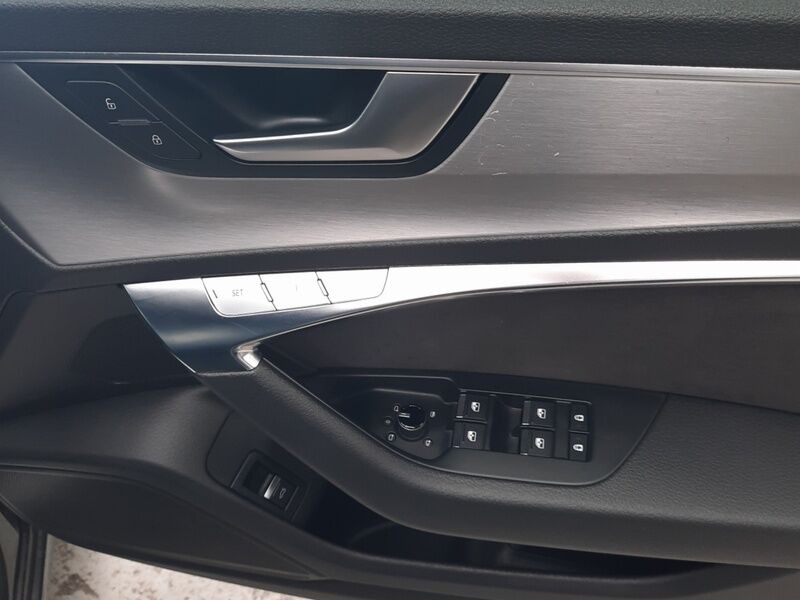 More views of Audi A6