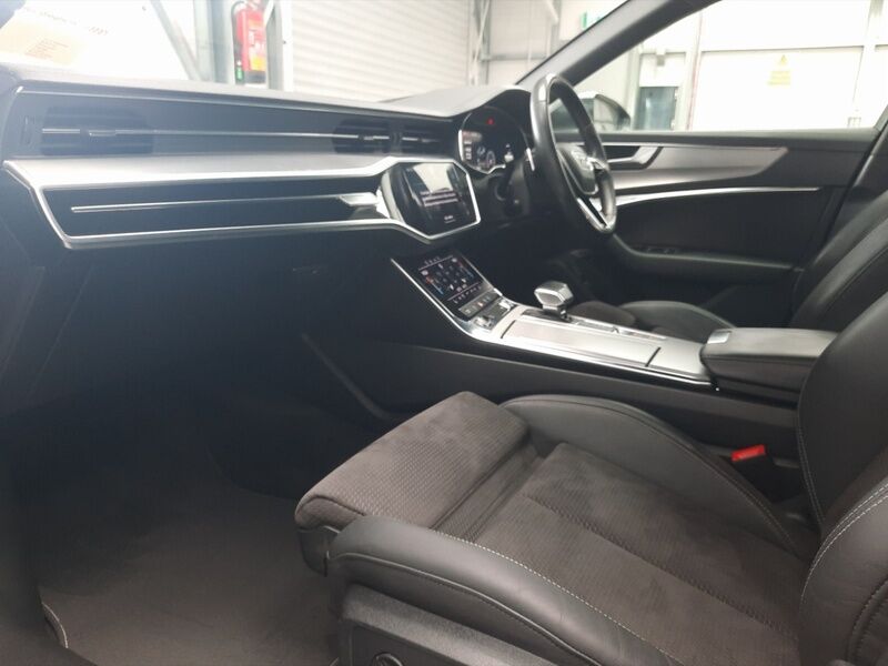 More views of Audi A6