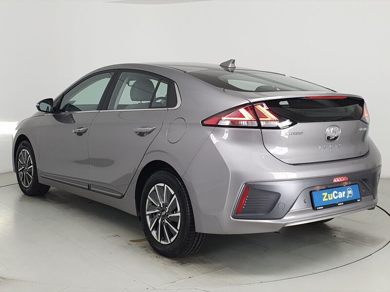 More views of Hyundai Ioniq