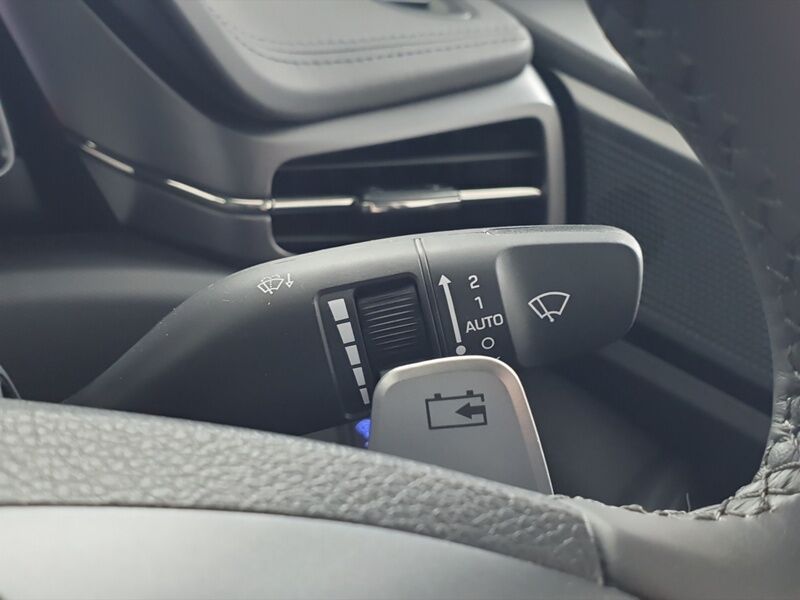 More views of Hyundai Ioniq