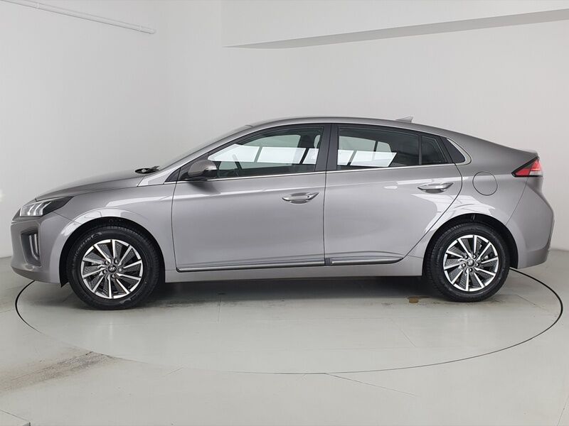 More views of Hyundai Ioniq