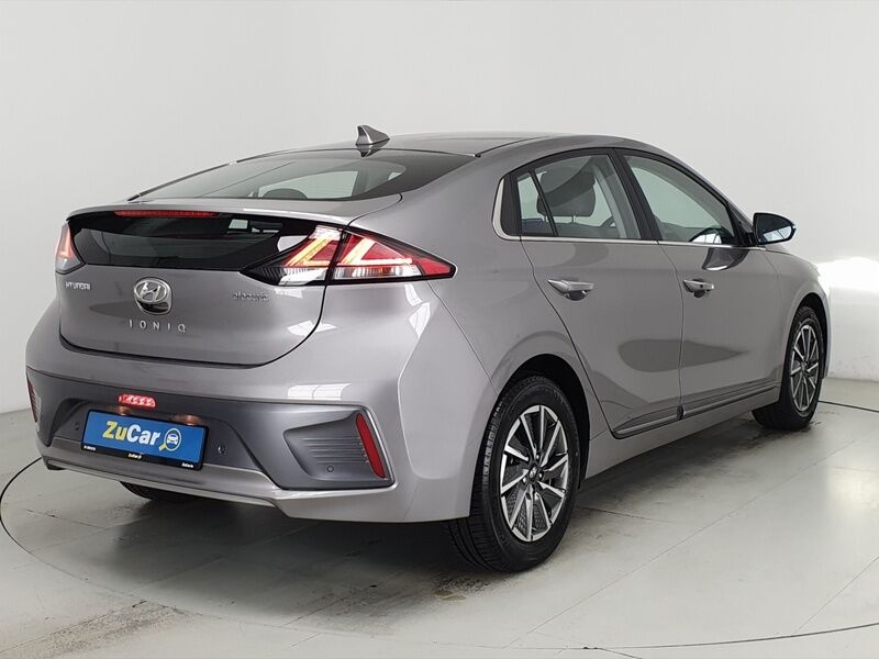 More views of Hyundai Ioniq