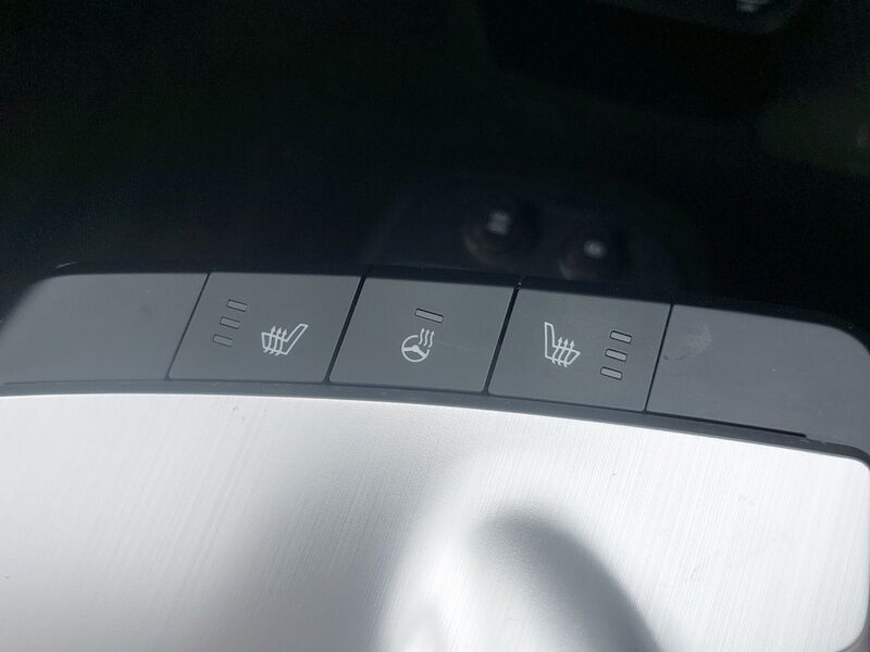 More views of Kia EV6