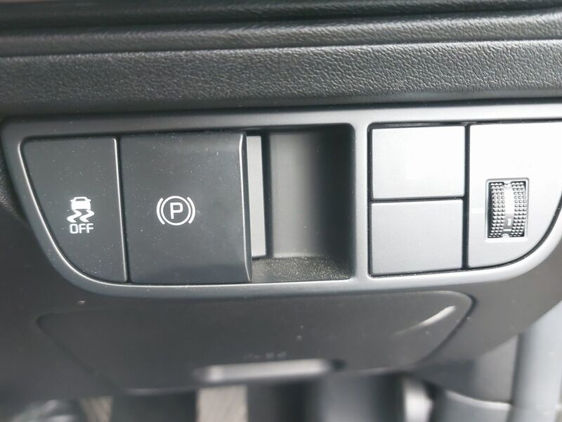 More views of Kia EV6