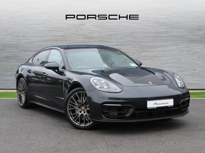 More views of Porsche Panamera
