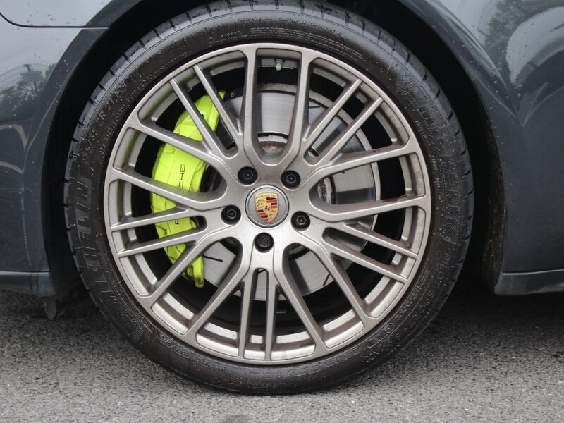 More views of Porsche Panamera