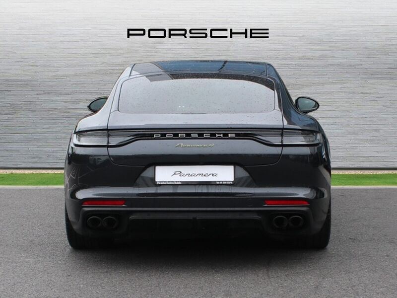 More views of Porsche Panamera