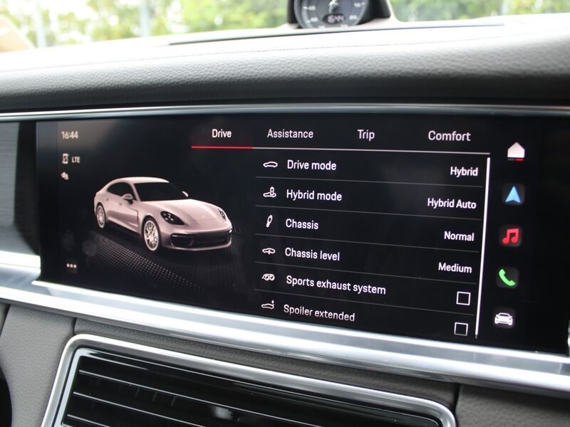 More views of Porsche Panamera