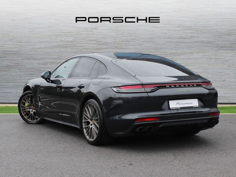 More views of Porsche Panamera