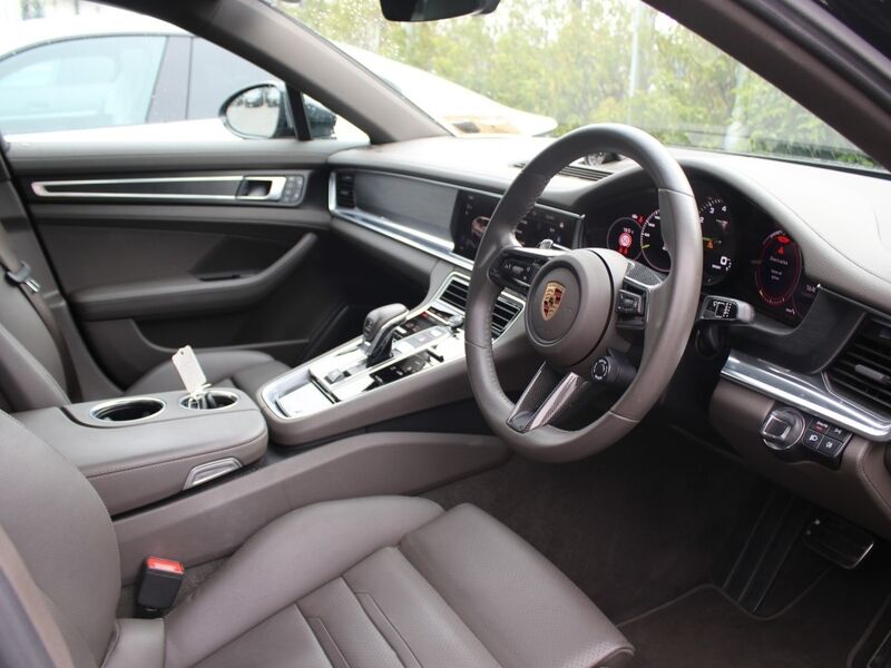 More views of Porsche Panamera